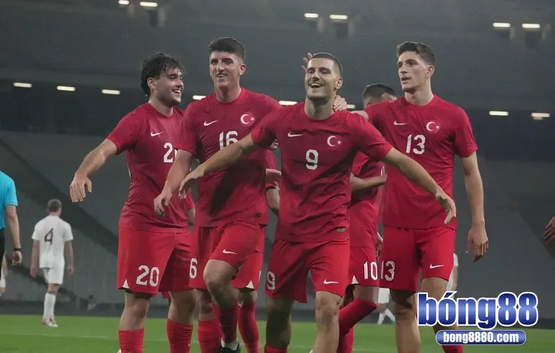 Thổ Nhĩ Kỳ có phong độ tốt hơn Albania trong lịch sử